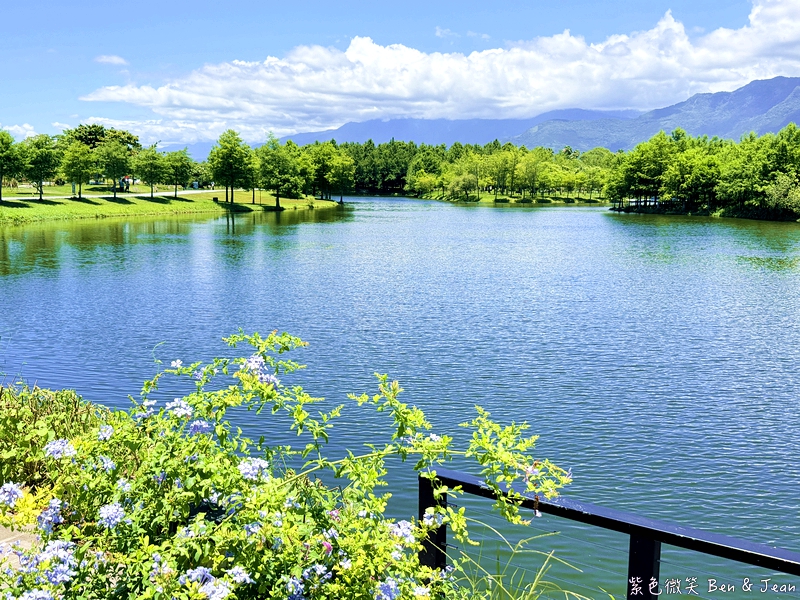 【花蓮免門票景點】理想PAARK水岸生活攻略!童話星巴克、遊園小火車、落羽松與停車資訊 @紫色微笑 Ben Jean 饗樂生活 【花蓮免門票景點】理想PAARK水岸生活攻略!童話星巴克、遊園小火車、落羽松與停車資訊 @紫色微笑 Ben Jean 饗樂生活