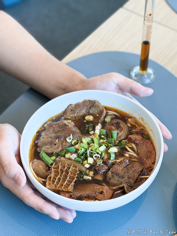 【宜蘭頭城美食】凱渡廣場酒店「coco椰林」:江振誠初心牛肉麵、唐寧茶海景午茶,順遊外澳沙灘! @紫色微笑 Ben Jean 饗樂生活 【宜蘭頭城美食】凱渡廣場酒店「coco椰林」:江振誠初心牛肉麵、唐寧茶海景午茶,順遊外澳沙灘! @紫色微笑 Ben Jean 饗樂生活