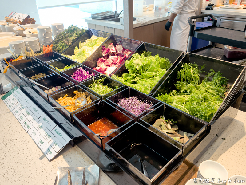 【凱渡廣場酒店 】宜蘭親子泳池飯店一泊二食開箱：龜山島無敵海景、海水池、400坪親子設施與百匯美食一次滿足 @紫色微笑 Ben Jean 饗樂生活