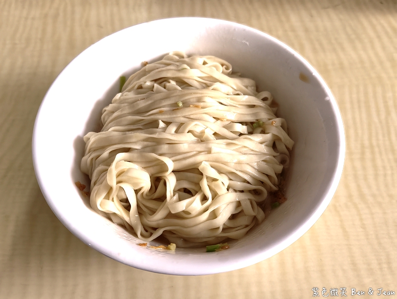 【羅莊麵店仔】飄香數十載，巷弄裡的在地美味，乾麵餛飩湯必嚐！ @紫色微笑 Ben Jean 饗樂生活