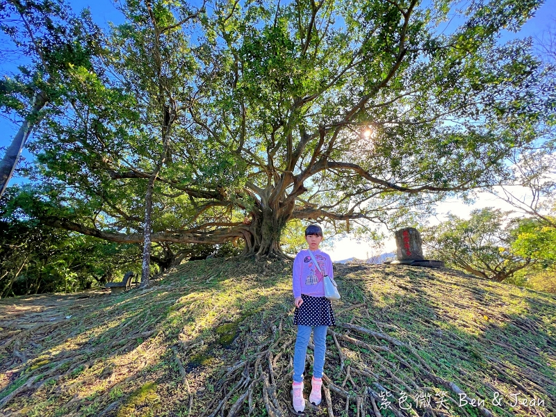 砲台山風景區》巨大老榕，鳥瞰三澳風景(蘇澳、北方澳、南方澳)、扇形火車庫 ，軍商漁港三合一的美景盡收眼底 @紫色微笑 Ben&amp;Jean 饗樂生活