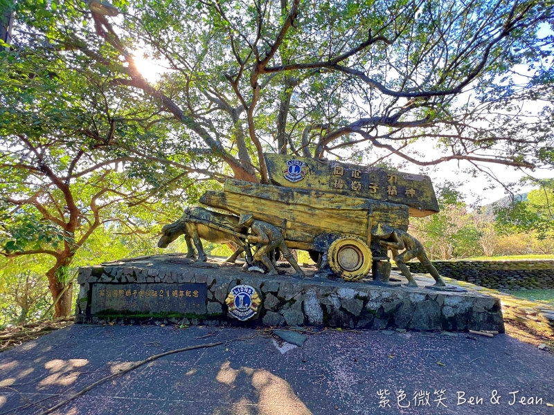 砲台山風景區》巨大老榕，鳥瞰三澳風景(蘇澳、北方澳、南方澳)、扇形火車庫 ，軍商漁港三合一的美景盡收眼底 @紫色微笑 Ben&amp;Jean 饗樂生活