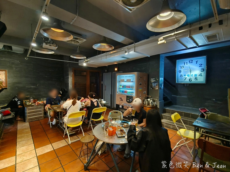 【路邊烤肉】菜單價位.宜蘭羅東人氣宵夜聚餐首選!戶外露營風燒烤+包廂空間~氣氛超chill @紫色微笑 Ben Jean 饗樂生活 【路邊烤肉】菜單價位.宜蘭羅東人氣宵夜聚餐首選!戶外露營風燒烤+包廂空間~氣氛超chill @紫色微笑 Ben Jean 饗樂生活