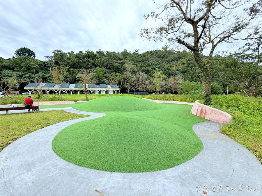 【Herbelle Tea 湖畔茶屋】宜蘭礁溪龍潭湖畔絕美湖景咖啡廳,坐擁龍潭湖畔第一排絕美湖景,寵物友善、高CP值打卡熱點 @紫色微笑 Ben Jean 饗樂生活 【Herbelle Tea 湖畔茶屋】宜蘭礁溪龍潭湖畔絕美湖景咖啡廳,坐擁龍潭湖畔第一排絕美湖景,寵物友善、高CP值打卡熱點 @紫色微笑 Ben Jean 饗樂生活