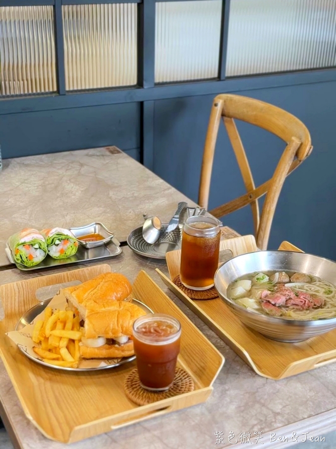 【Luma Caf&eacute; 宜蘭店】台東傳奇名廚進駐！法越輕奢河粉、脆皮法國麵包，宜蘭文化中心旁必訪木質復古咖啡廳 @紫色微笑 Ben Jean 饗樂生活