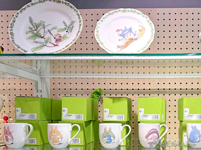 【永旺夢樂城則名古屋武花園&#038;則武之森】蔦屋書店超大書牆、吉卜力龍貓瓷器、永旺商場美食餐廳、百元商店3coins Seria必逛 @紫色微笑 Ben Jean 饗樂生活