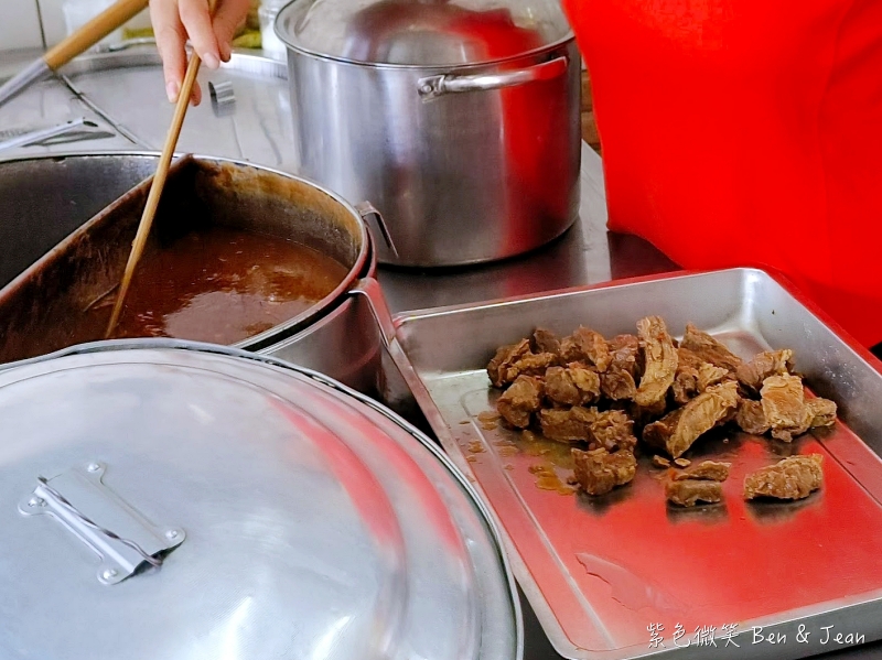 【一品香紅燒牛肉麵】宜蘭50年老店！牛肉拌麵創始店名號響亮，獨家鮮香湯頭吸引無數饕客 @紫色微笑 Ben Jean 饗樂生活